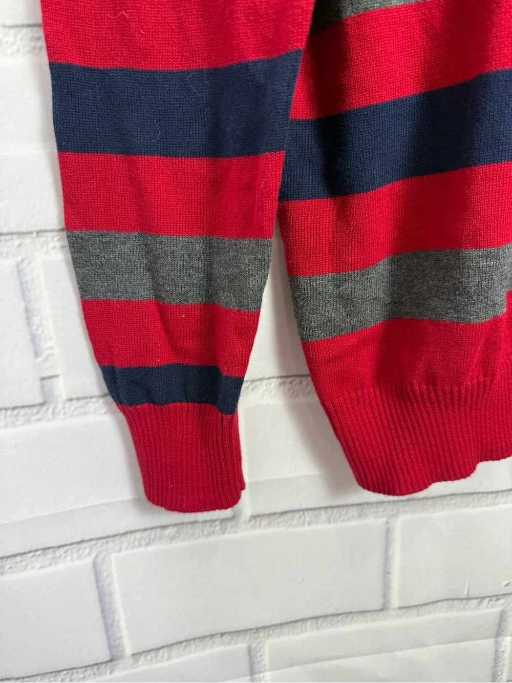The Children’s Place Boys Striped Sweater Size 16 Red Blue Gray Crewneck